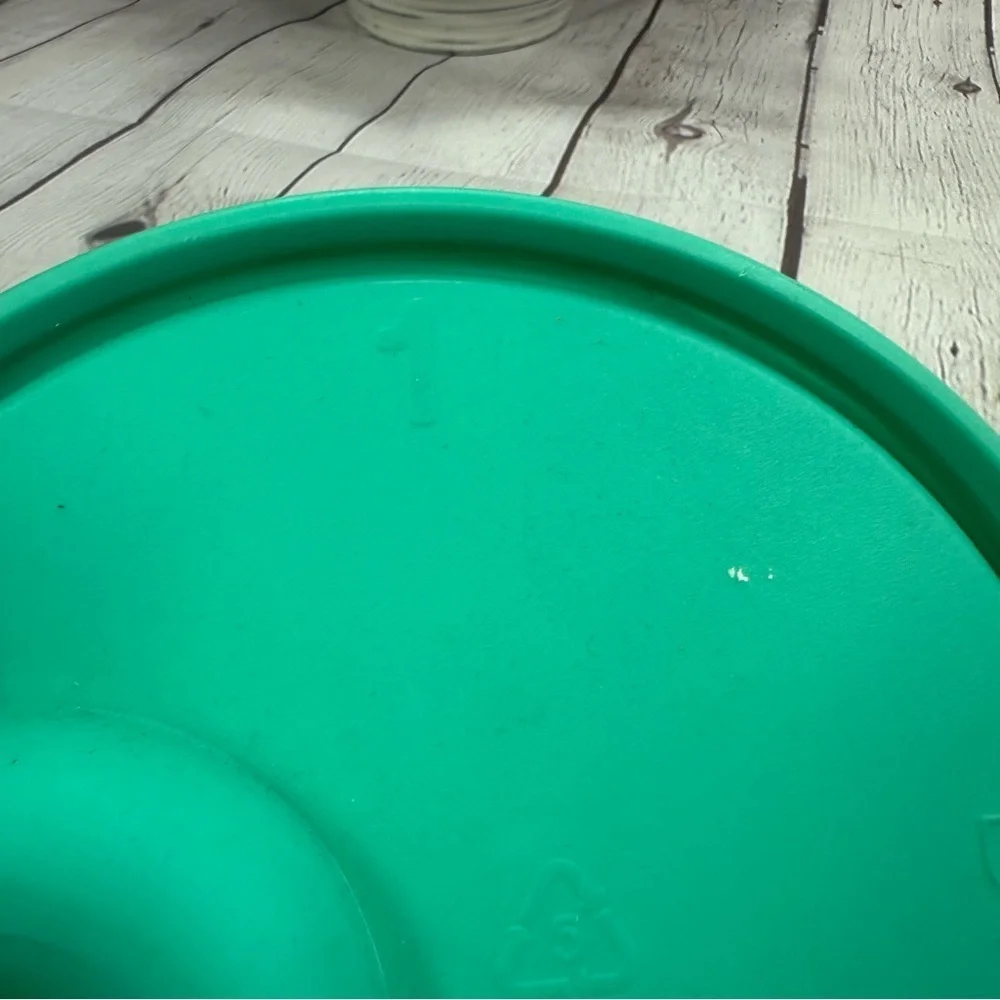 tupperware crystalware small seal w cap replacement sz 1